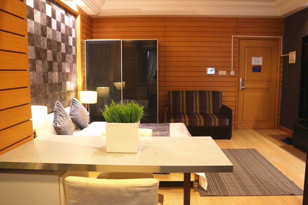 She & He Service Apartment Huifeng Kanton Exterior foto