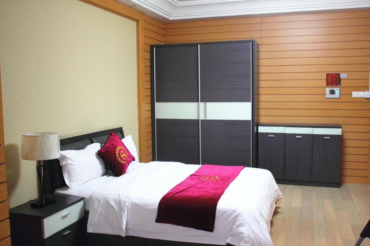 She & He Service Apartment Huifeng Kanton Exterior foto